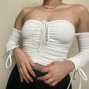 BOUTIQUE White Ruched Longsleeve Off Shoulder Crop Top